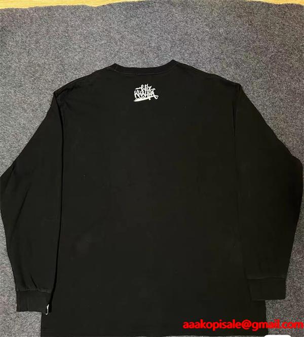  BAPE スーパーコピー 秋冬ストリートクール 定番 ホワイト メガネ猿人 ロゴ 長袖 T シャツ ベイプ