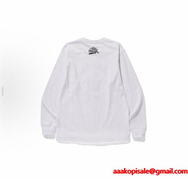  BAPE スーパーコピー 秋冬ストリートクール 定番 ホワイト メガネ猿人 ロゴ 長袖 T シャツ ベイプ