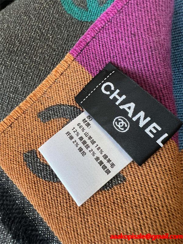 CHANEL（シャネル）2025年冬新作 ラグジュアリー カシミヤ混マルチカラー ロゴ ジャカード大判ストール / レディース＆ユニセックス