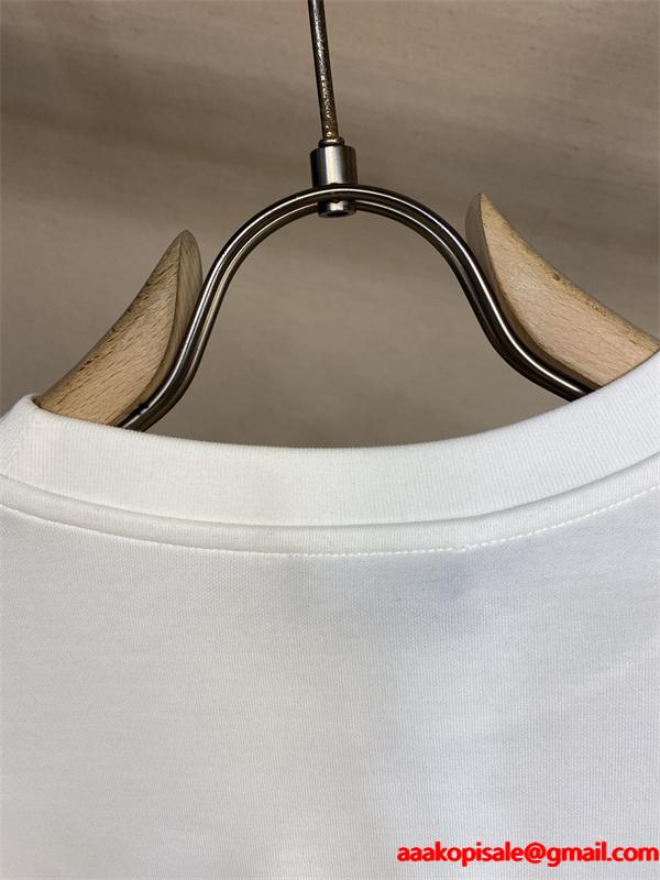  BALMAIN コピー 秋冬日常ベーシック 定番 ブラック × ホワイト 2 色 円领 ミニロゴ 長袖T シャツ バルマン