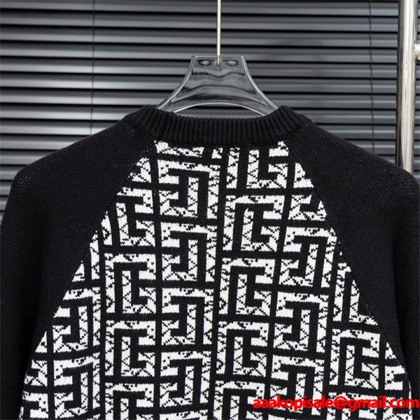 ブラック × ホワイト ジオメトリックロゴ ニットセーター バルマン BALMAIN コピー 秋冬 注目