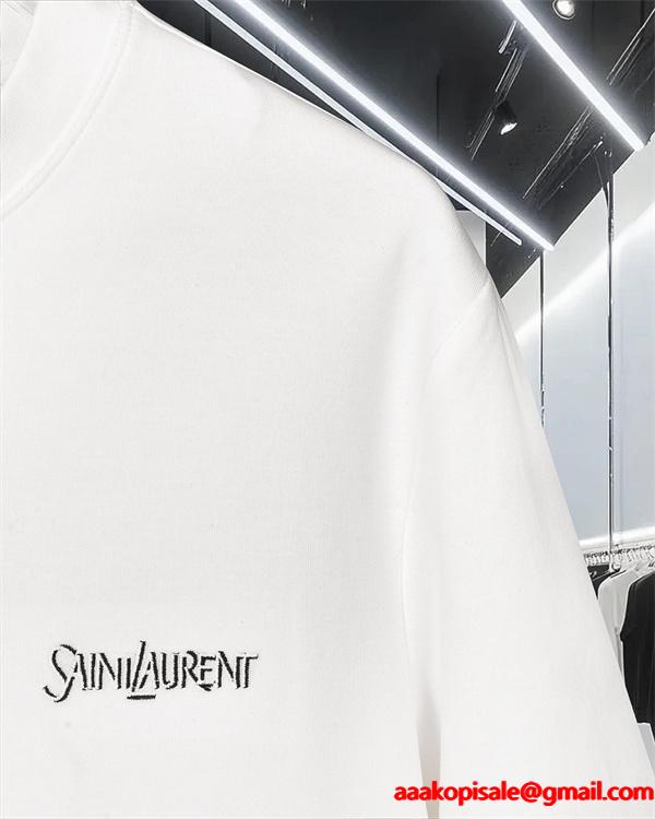   SAINT LAURENT コピー 秋冬ベーシック万能 ブラック ミニロゴ ロングスリーブ T シャツ サンローラン