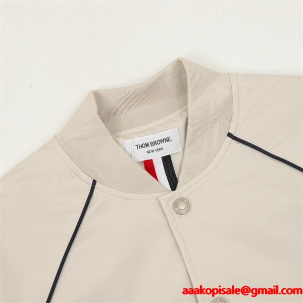 Thom Browne コピー 秋冬クリーン トレンド ベージュ クリーン 細条纹 ベースボールジャケット トムブラウン 