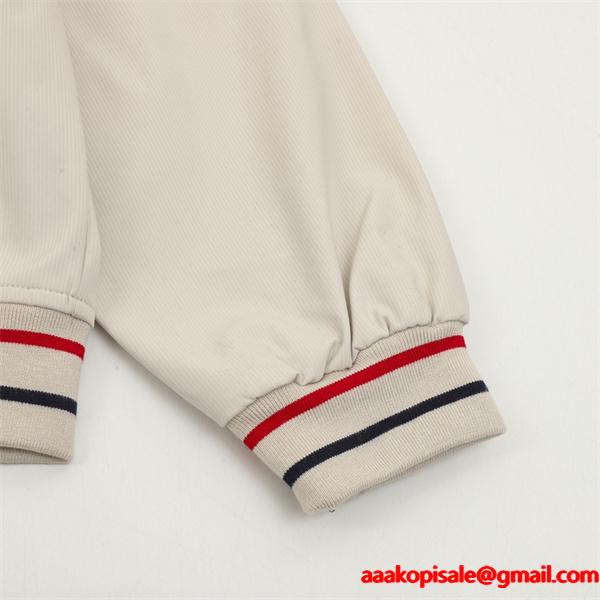 Thom Browne コピー 秋冬クリーン トレンド ベージュ クリーン 細条纹 ベースボールジャケット トムブラウン 