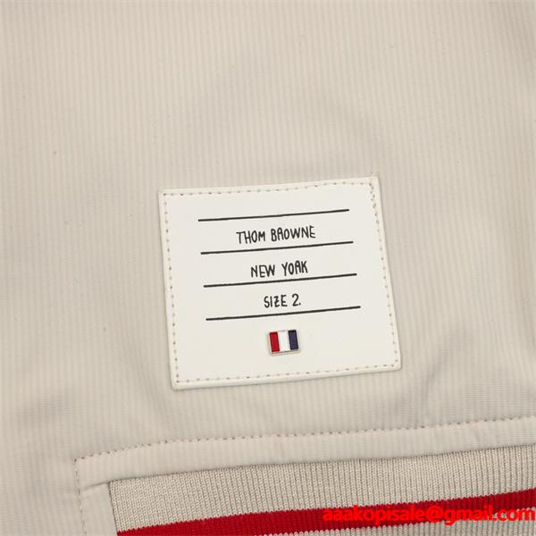 Thom Browne コピー 秋冬クリーン トレンド ベージュ クリーン 細条纹 ベースボールジャケット トムブラウン 