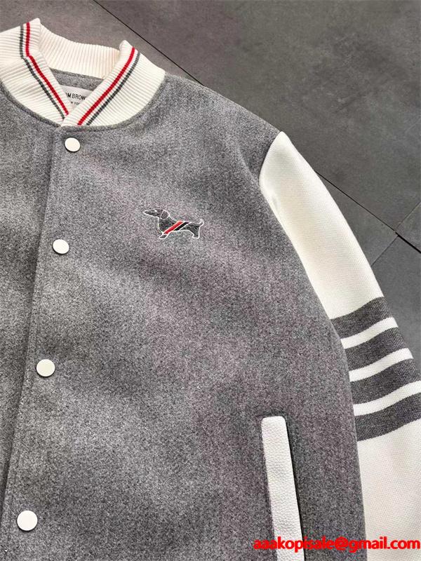 トムブラウン Thom Browne 偽物 秋冬キュート 話題 グレー × ホワイト 子犬刺繍 ベースボールジャケット 