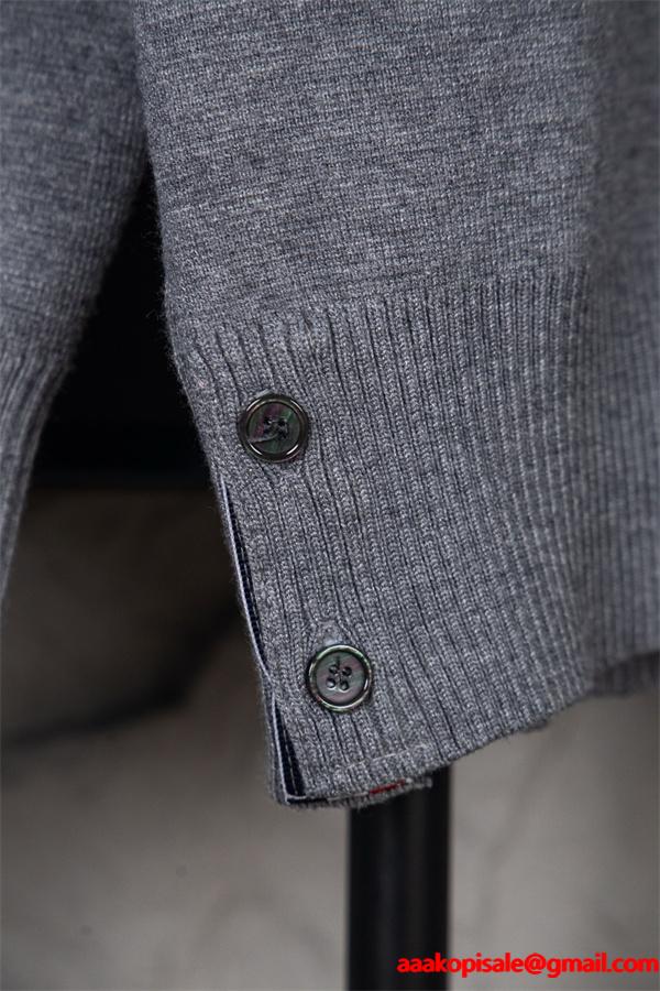 ダークグレー シンプル セーター トムブラウン Thom Browne コピー2025 秋冬ミニマル 売れ筋