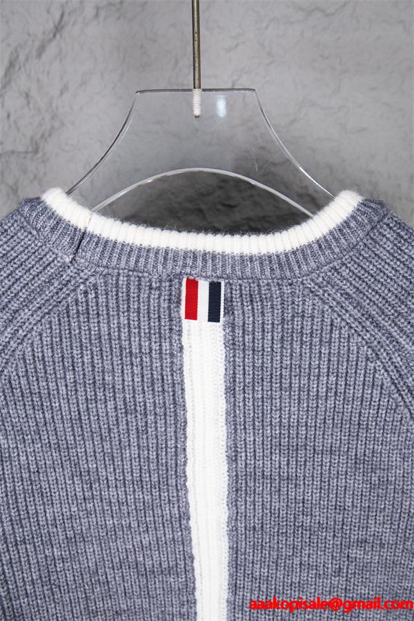  Thom Browne コピー 2025秋冬おすすめ グレー × ホワイト パイピング セーター トムブラウン