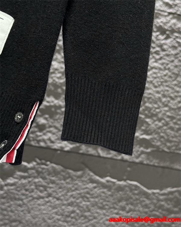 グレー × ブラック Thom Browne 偽物 2025秋冬対応 定番 2 色 ダックスフント刺繍 セーター トムブラウン