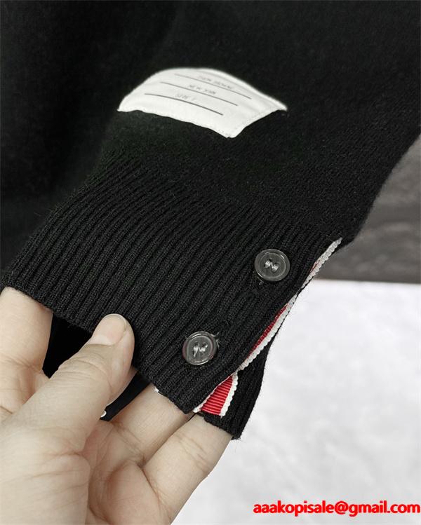 グレー × ブラック Thom Browne 偽物 2025秋冬対応 定番 2 色 ダックスフント刺繍 セーター トムブラウン