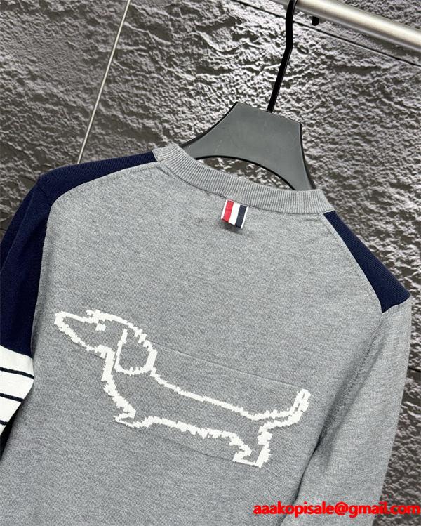 グレー × レッド × ネイビー 3 色 袖拼色 セーター トムブラウン Thom Browne コピー 秋冬快適 人気