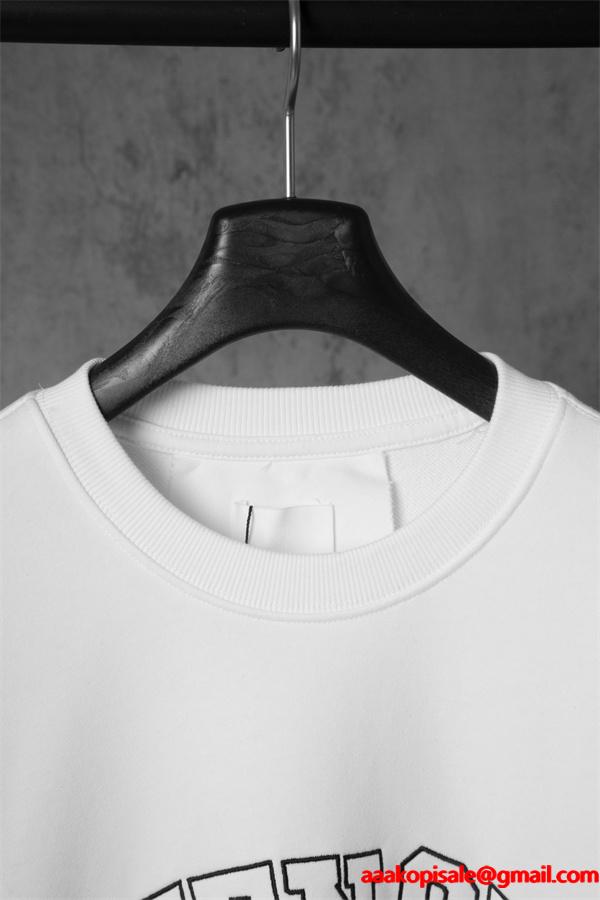  ジバンシー GIVENCHY コピー 2025秋冬必須アイテム 注目 ブラック アーチ型ロゴ パーカー 