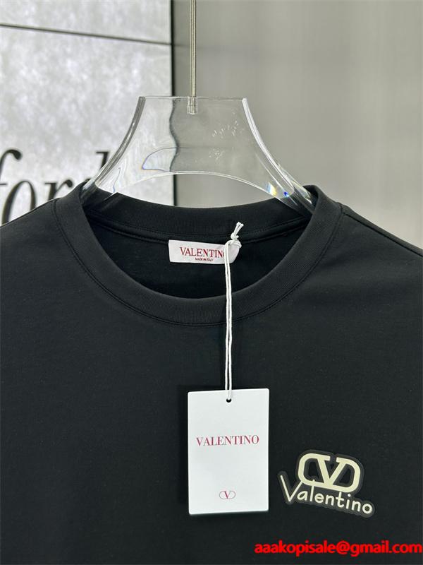 ヴァレンティーノ Valentino 偽物 2025秋冬必須 トレンド ホワイト × ブラック 2 色 V ロゴ 長袖 T シャツ 