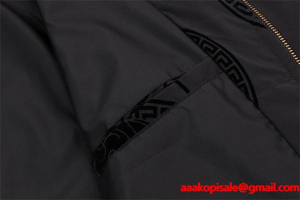 ジャケット ヴェルサーチ VERSACE コピー　2025秋冬必須アイテム 人気限定 ブラック 满印メデューサ柄