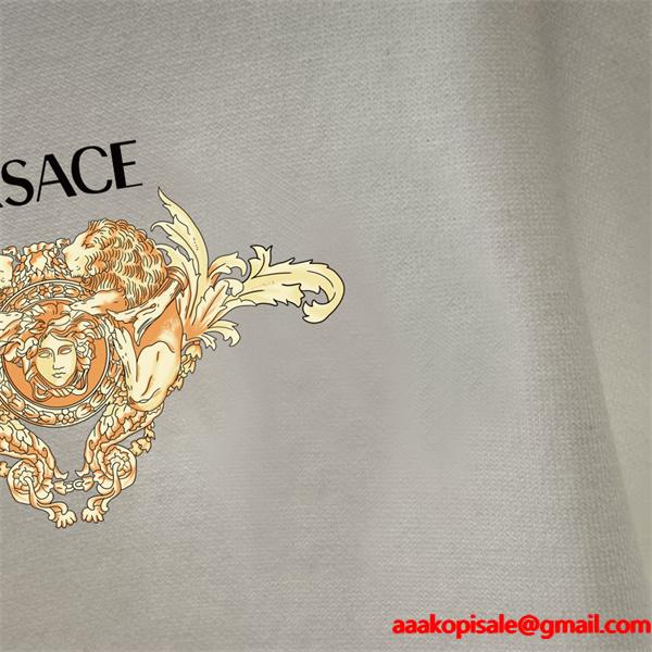 2025秋冬対応 プレミアム ブラック × ホワイト ゴールド双メデューサ 長袖Tシャツ ヴェルサーチ VERSACE コピー