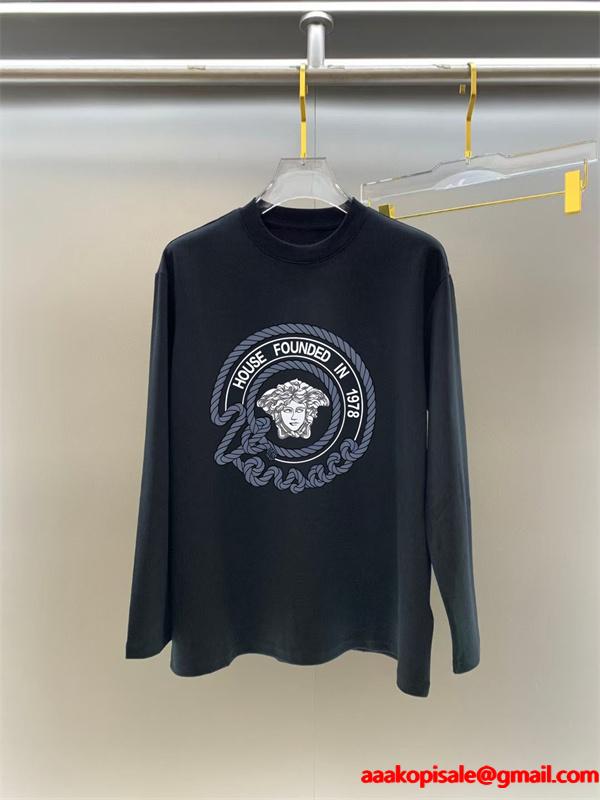 ヴェルサーチ VERSACE コピー 2025秋冬準備 売れ筋 ブラック × ホワイト 円形メデューサロゴ 長袖Tシャツ