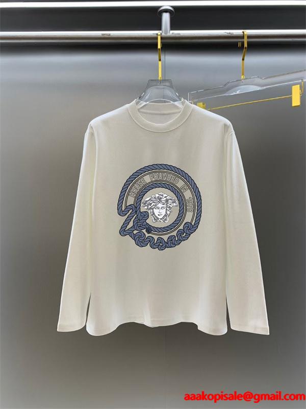 ヴェルサーチ VERSACE コピー 2025秋冬準備 売れ筋 ブラック × ホワイト 円形メデューサロゴ 長袖Tシャツ