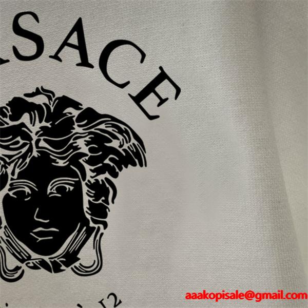 2025秋冬スタンダード 着心地抜群 ブラック × ホワイト メデューサ長袖Tシャツ ヴェルサーチ VERSACE コピー