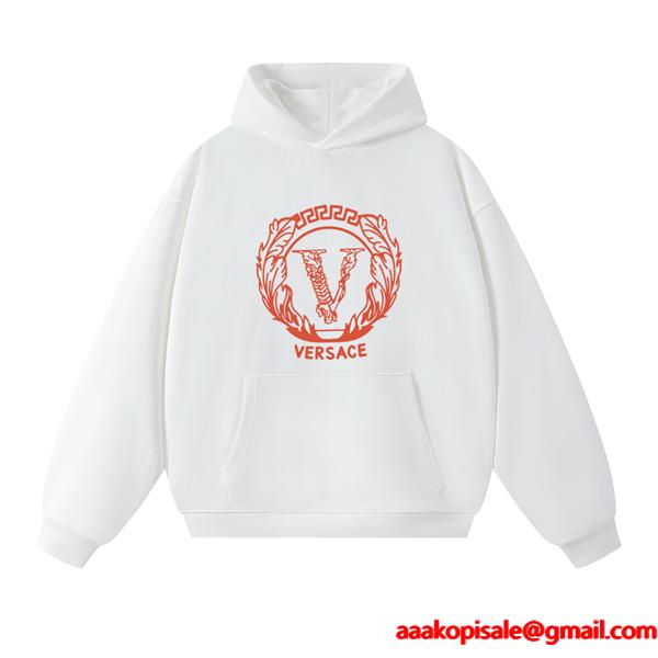 ブラック × ホワイト パーカー ヴェルサーチ VERSACE コピー 2025秋冬必須 人気限定 上質 売れ筋 