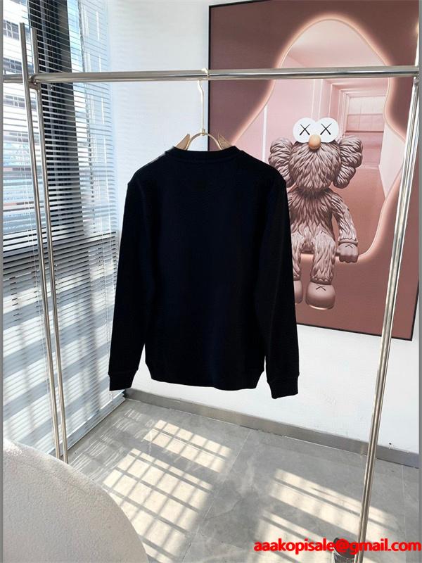 ケンゾー ブラック/ホワイト 2色展開 KENZOロゴ クルーネックスウェット ケンゾー 偽物 秋冬 シンプル 万能