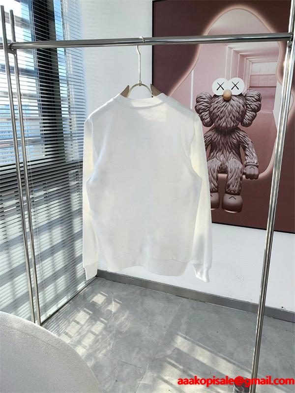 ケンゾー ブラック/ホワイト 2色展開 KENZOロゴ クルーネックスウェット ケンゾー 偽物 秋冬 シンプル 万能