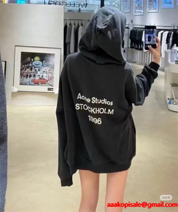 アクネ ストゥディオズ Acne Studios ブラック ロゴプリント パーカー コピー 秋冬 ミニマル ストリートな 定番アイテム 