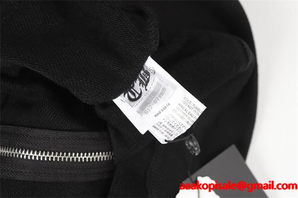 売れ筋セレクト ブラック ロゴ 存在感バツグン 防寒対策 2025秋冬定番 クロムハーツ コピー Chrome Hearts パーカー