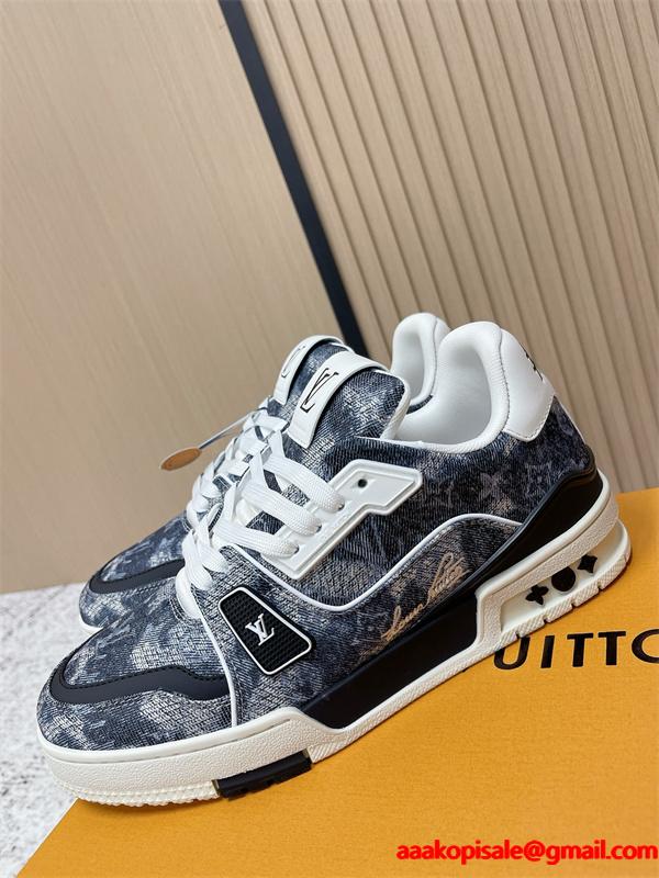 LV trainer☆☆大胆なトレンド感を楽しむ  ルイ ヴィトンスニーカースーパーコピー 春夏のお出かけを軽快に LOUIS VUITTONブランド コピー 激安(日本最大級)