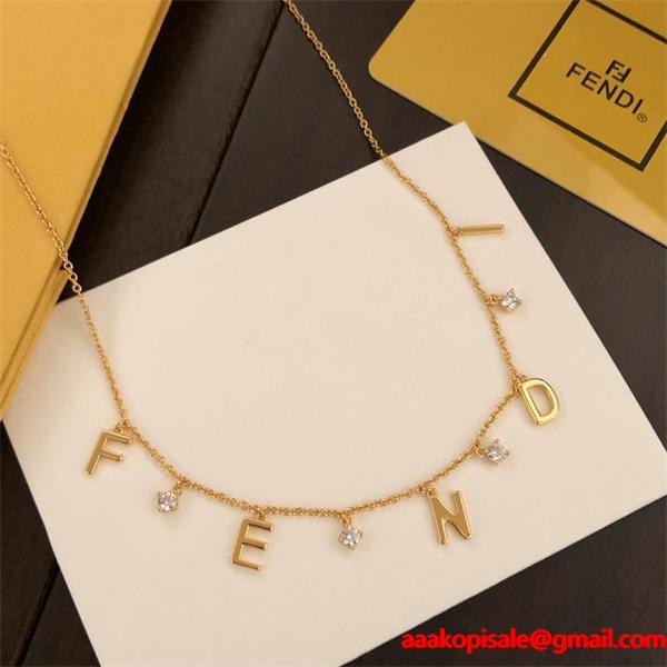 フェンディネックレスコピー2025秋冬ファッションに合わせたい FENDI  ブランド コピー 激安(日本最大級)