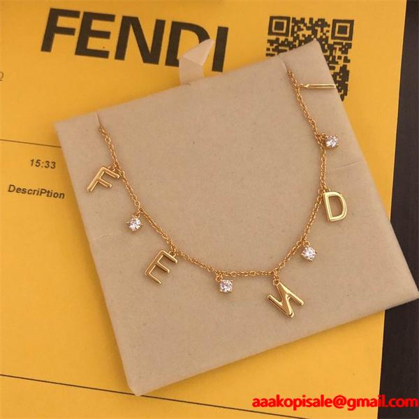 フェンディネックレスコピー2025秋冬ファッションに合わせたい FENDI  ブランド コピー 激安(日本最大級)
