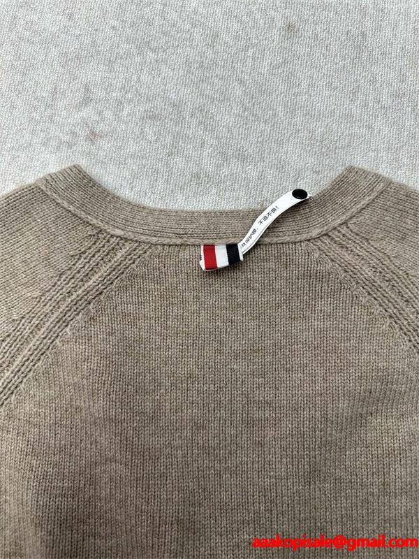 25最新★★トムブラウンカーディガンコピーTHOM BROWNE新作 通販ショッピング