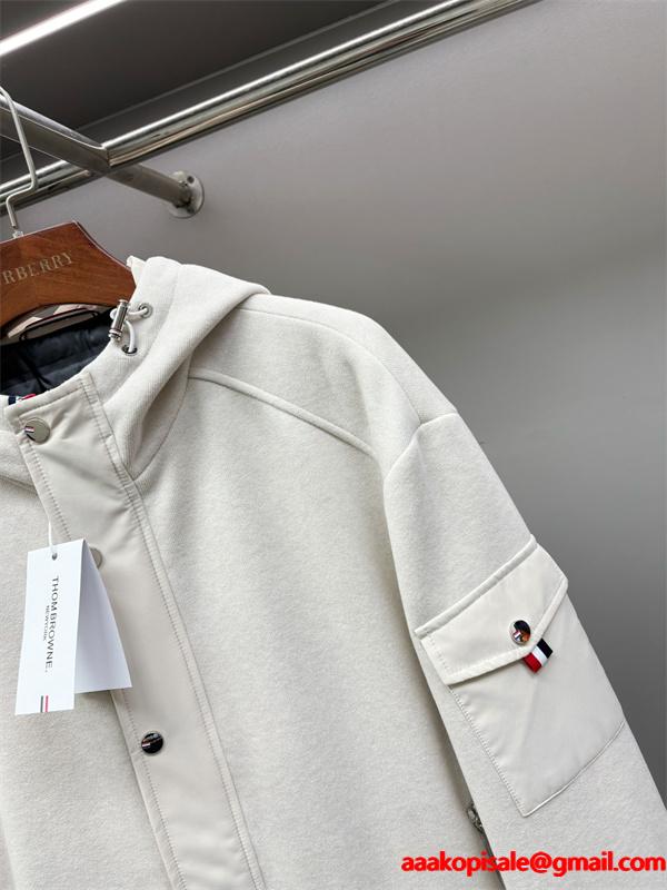 ★2025新作★トムブラウンダウンジャケットコピー❤THOM BROWNE防寒 ダウン 通販ショッピング