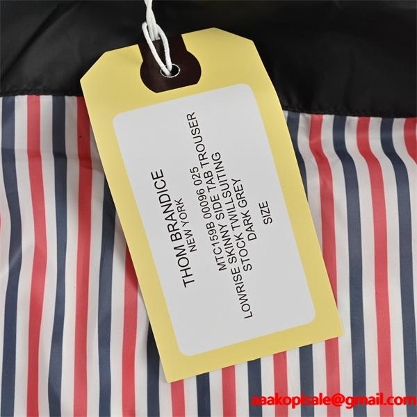 2025秋冬の必需品★トムブラウンダウンジャケットコピー❤THOM BROWNE ふんわりまとって暖かお洒落 激安(日本最大級)