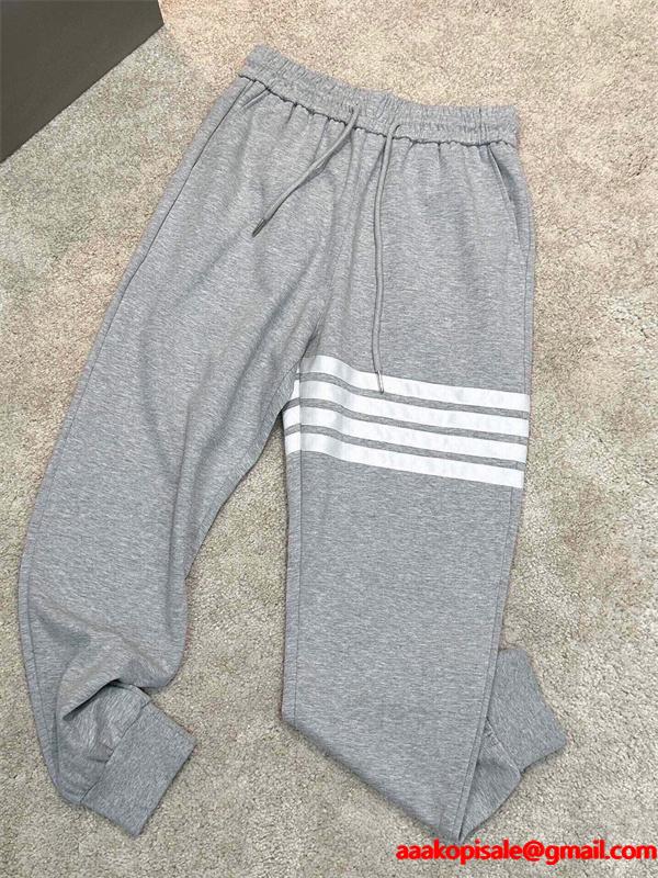 ★トムブラウンスウェットパンツコピー★2025トレンド❤THOM BROWNE新作定番グレー 通販ショッピング