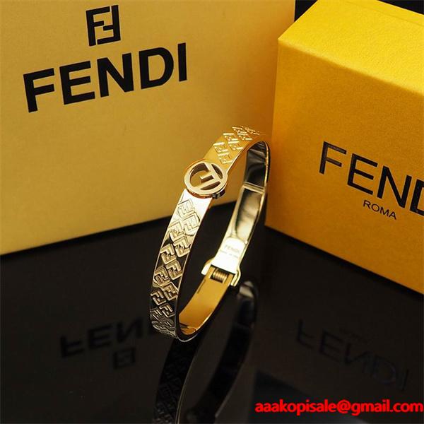 秋冬にきちんと感も漂うはスタイリング フェンディブレスレットコピー 激安(日本最大級)