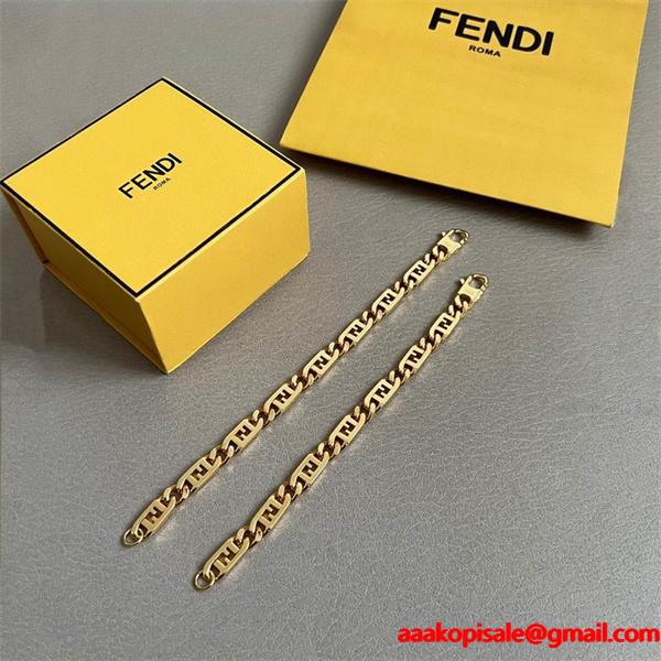秋冬おしゃれをより楽しませる  FENDIフェンディブレスレット コピー 激安(日本最大級)
