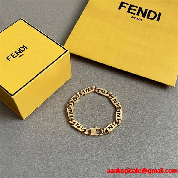秋冬おしゃれをより楽しませる  FENDIフェンディブレスレット コピー 激安(日本最大級)