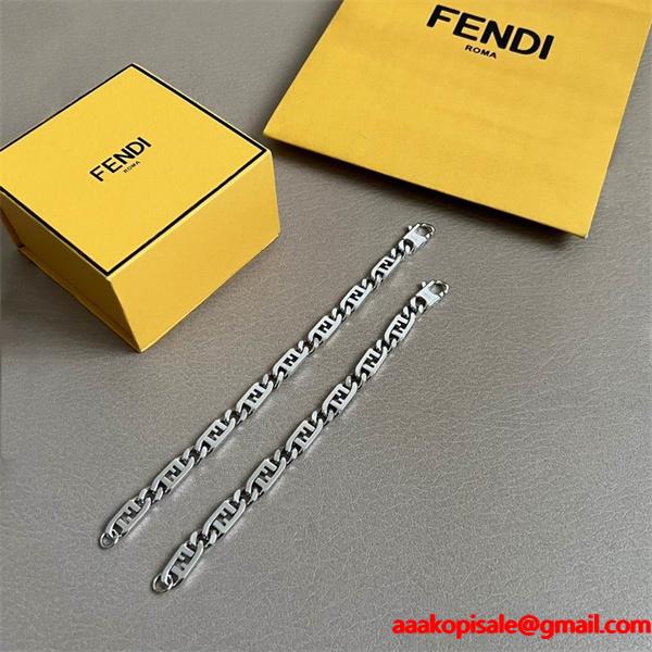 秋冬おしゃれをより楽しませる  FENDIフェンディブレスレット コピー 激安(日本最大級)