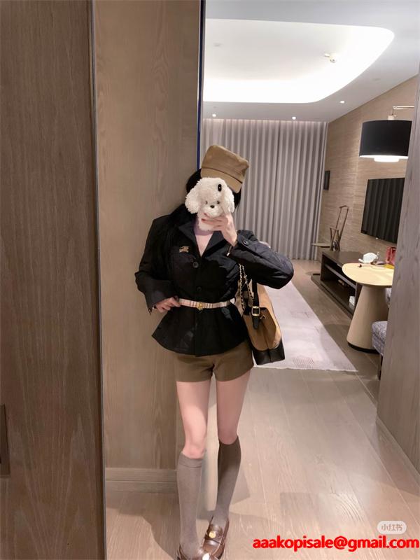 BURBERRY 2025春夏も引き続き人気セール 大人可愛いスタイル バーバリー 綿入りジャケットスーパーコピーブランド激安通販 専門店