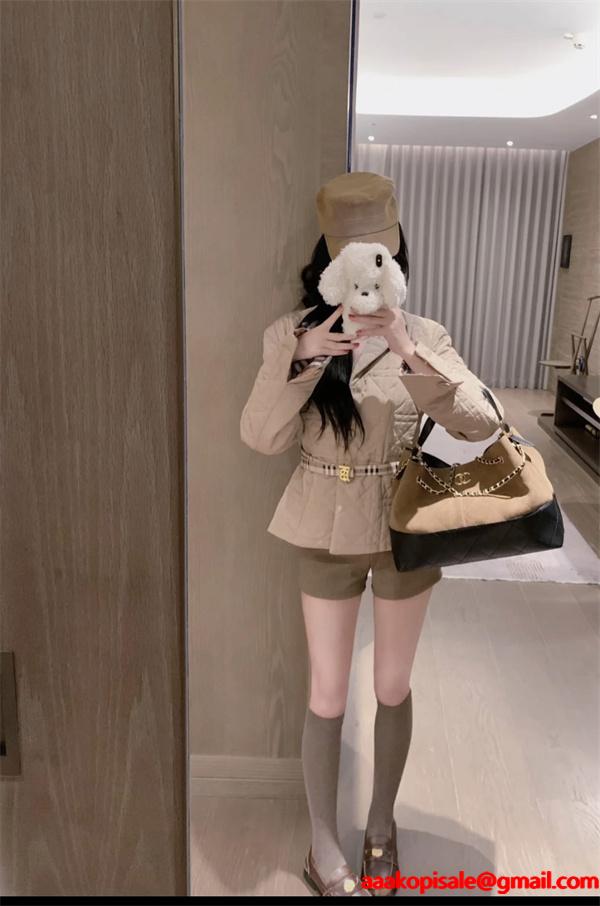 BURBERRY 2025春夏も引き続き人気セール 大人可愛いスタイル バーバリー 綿入りジャケットスーパーコピーブランド激安通販 専門店