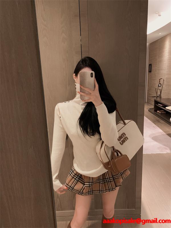 大人の可愛さを引き立て  バーバリーセーターコピー BURBERRY2025人気定番 ブランド激安通販 専門店