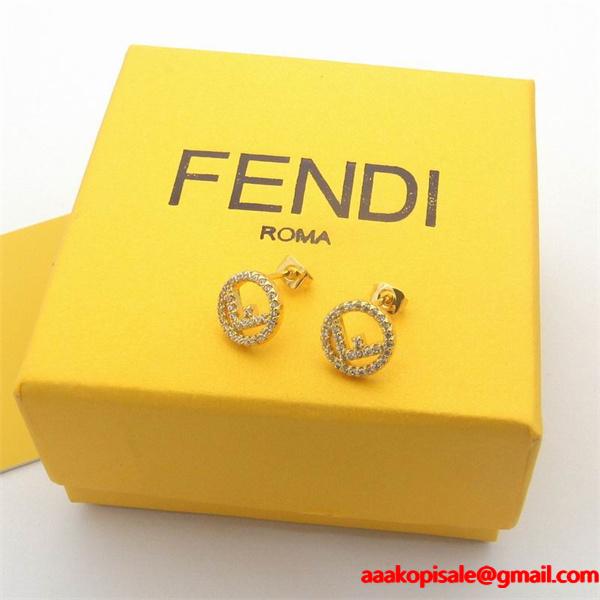 秋に着回しやすい フェンディピアス コピー FENDI ブランド コピー 激安(日本最大級)