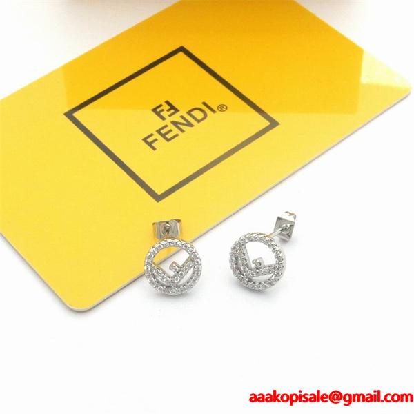 秋に着回しやすい フェンディピアス コピー FENDI ブランド コピー 激安(日本最大級)