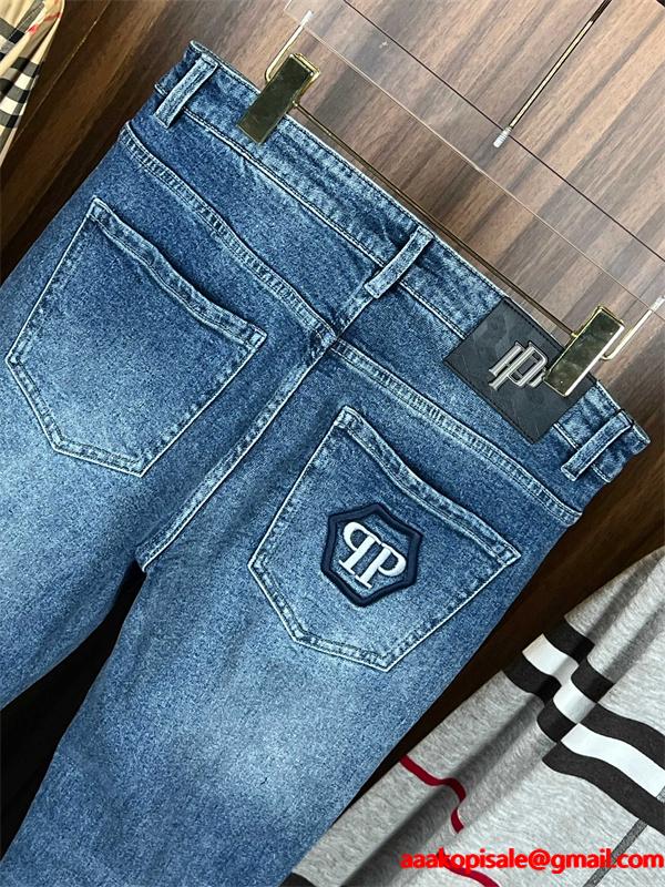 フィリッププレインジーンズコピー 通勤向けのコーデにも PHILIPP PLEIN  おしゃれスタイルブランド コピー 激安(日本最大級)