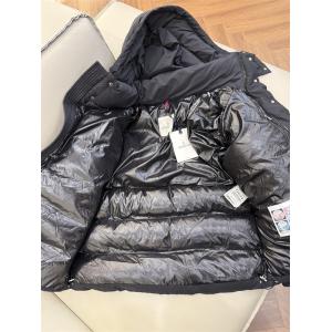 メンズ 定番ダウンジャケット 大きいサイズ 軽量 防風 モンクレール MONCLER コピー 防寒 アウター
