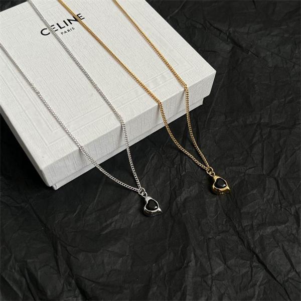 セリーヌ CELINE スーパーコピー 2025冬 ブラックハート＆トリオンフ ネックレス 季節感を出したい場合