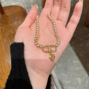  2025秋冬 トリオンフハートチャーム ゴールドネックレス セリーヌ CELINE スーパーコピー