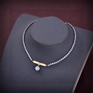 CELINE セリーヌ コピー トリオンフ×2連パール 2025秋冬ロングレイヤードネックレス