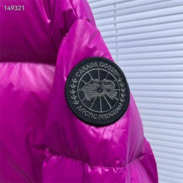 カナダグース Canada Goose 2025秋冬 ライトグレー 上品ショートダウンジャケット 偽物