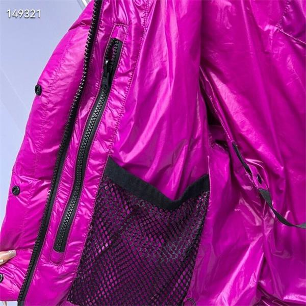 カナダグース Canada Goose 2025秋冬 ライトグレー 上品ショートダウンジャケット 偽物